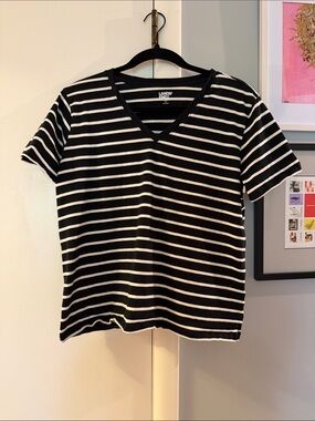 Lands' End Black and White Striped V-Neck Short Sleeve Tee